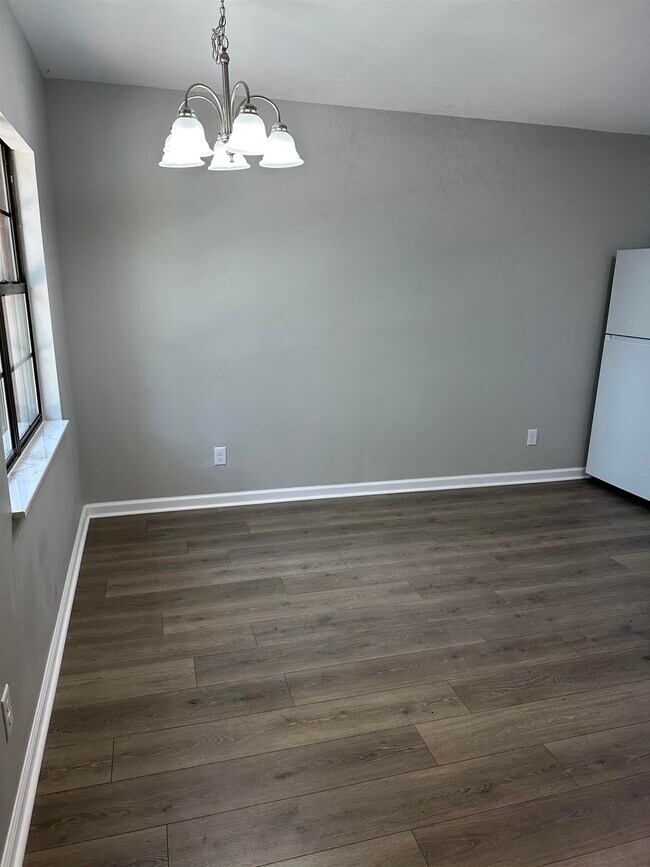 Foto del edificio - 1631 Kay Ave