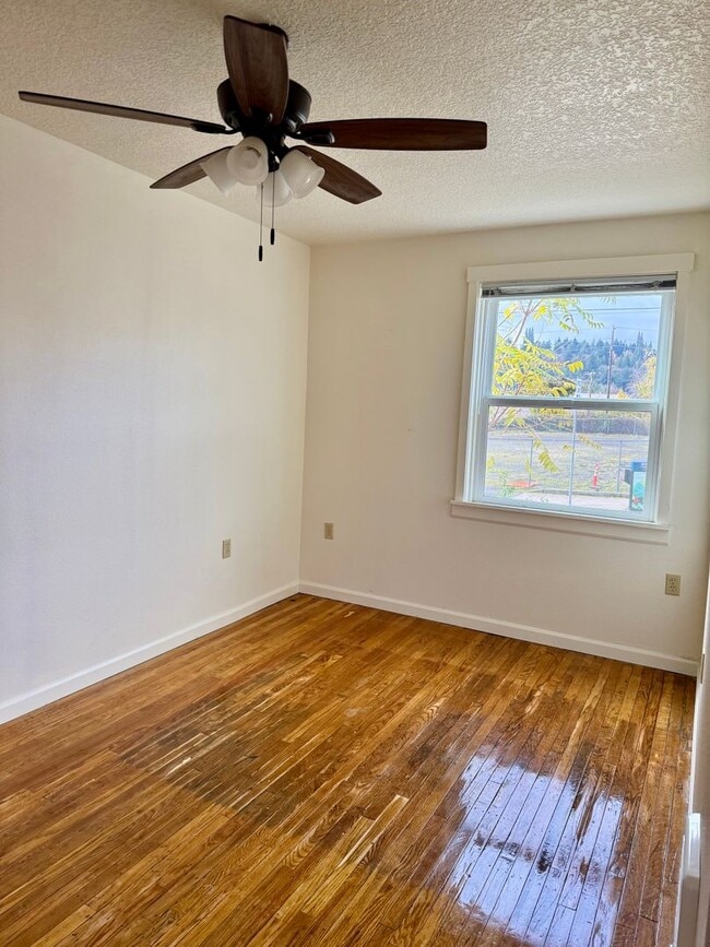 Photo - 1 Bedroom Sellwood Apartment