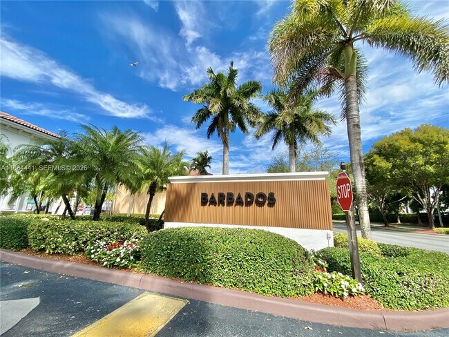 Foto del edificio - 11522 NW 69th Terrace