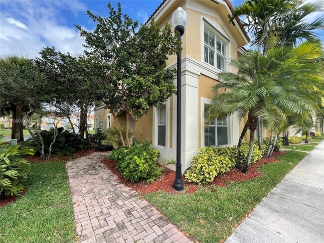 Foto del edificio - 12869 SW 31st Ct