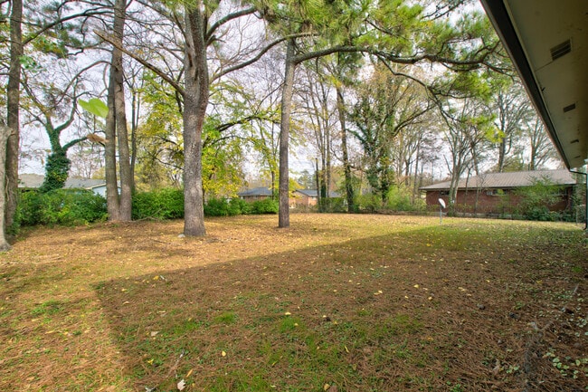 Building Photo - 4709 Tomahawk Trl
