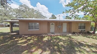 Building Photo - 731 SW 19th Ave