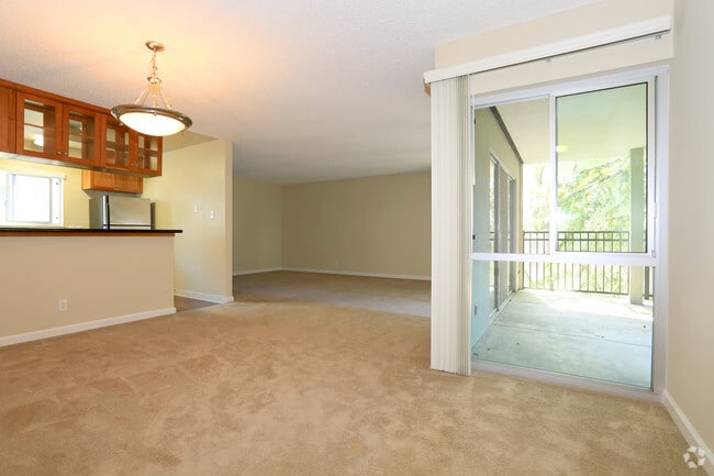 2BR, 2BA - One Three Four Elm Apartments