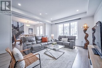 Building Photo - 3093 Travertine Dr