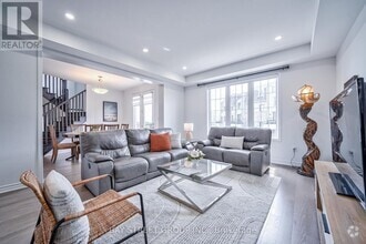 Building Photo - 3093 Travertine Dr
