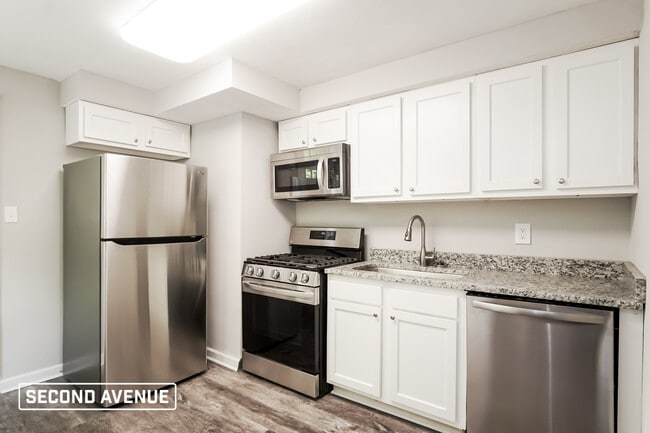 Building Photo - 145 Keefer Dr
