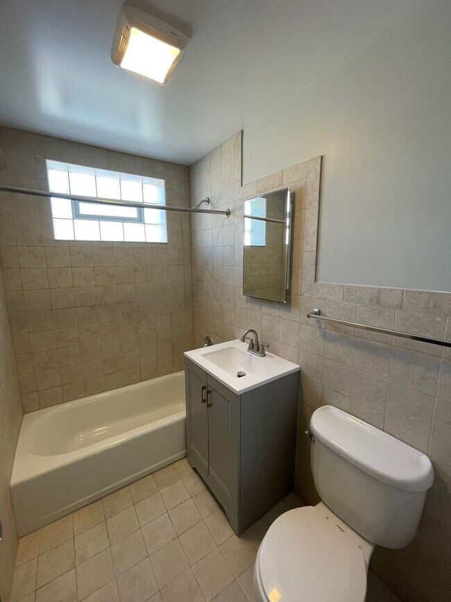 Foto del edificio - 7009 N Ridge