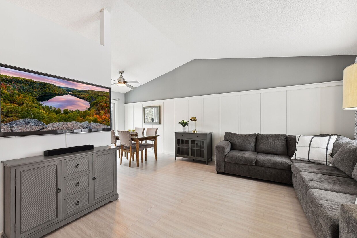 137 Hilltop Ln, Waconia, MN 55387 House Rental in Waconia, MN