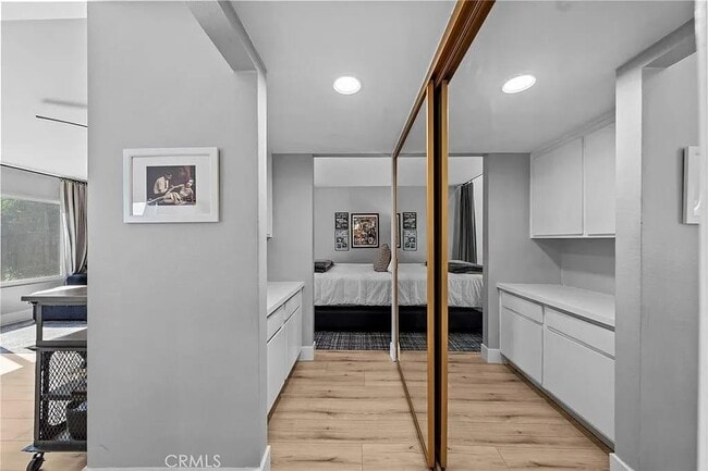 Photo - 1340 Cabrillo Park Dr Apartment