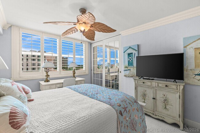 Foto del edificio - 3594 S Ocean Blvd