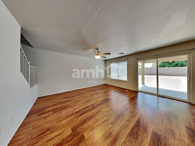 Foto del edificio - 14010 N 127th Dr