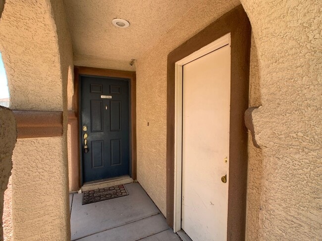 Building Photo - Single Story 2 bedroom 2 bath Home in Summ...