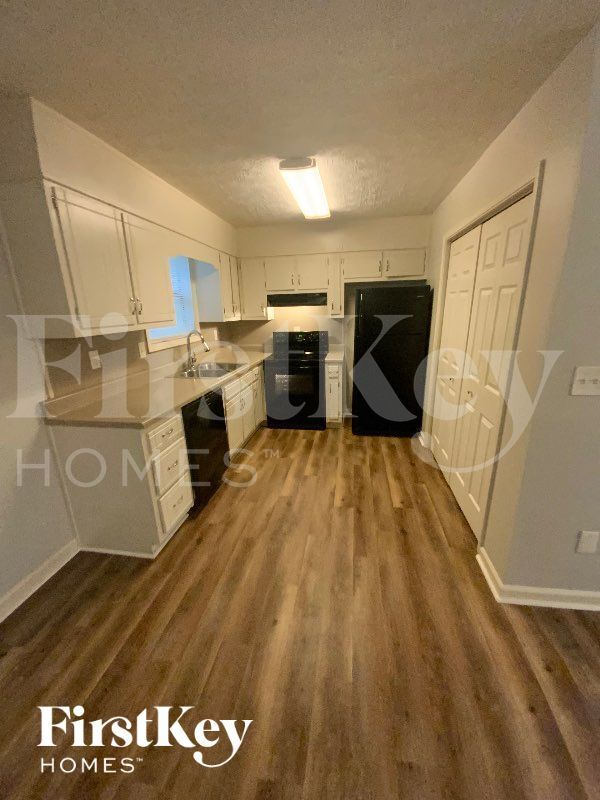 Foto del edificio - 2845 Tray Ct