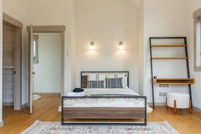 Foto del edificio - 316 19th Ave