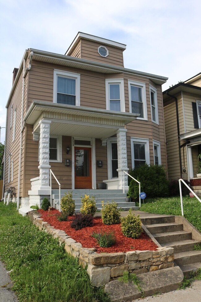 211 E Kentucky St, Louisville, KY 40203 Townhome Rentals in