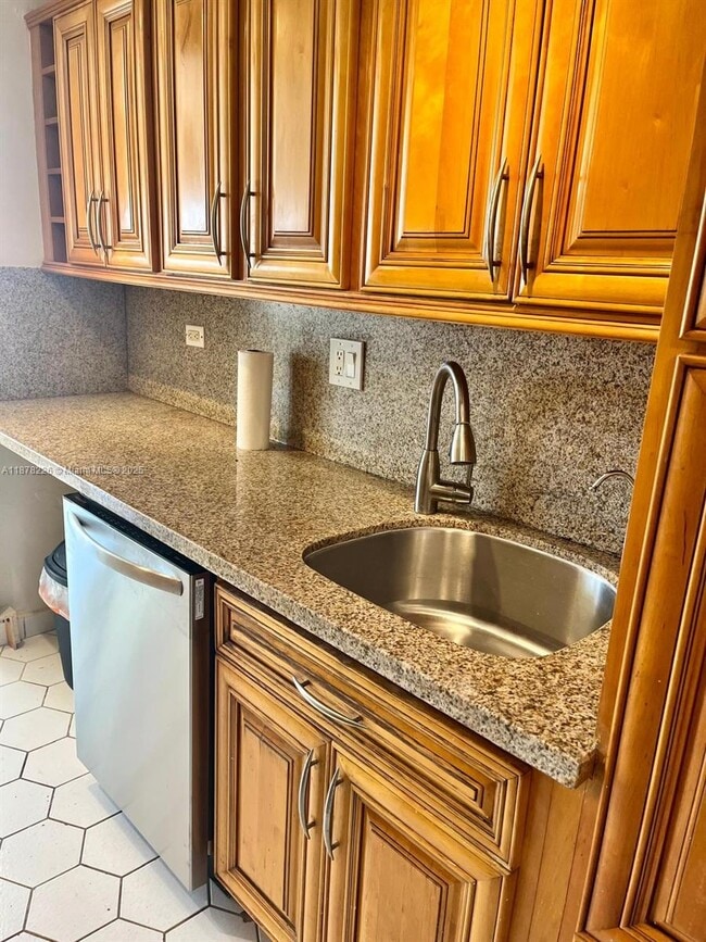 Foto del edificio - 251 174th St