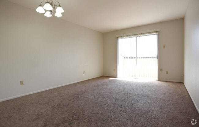 1BR/1BA -680SF - Cleary Pointe Apartments