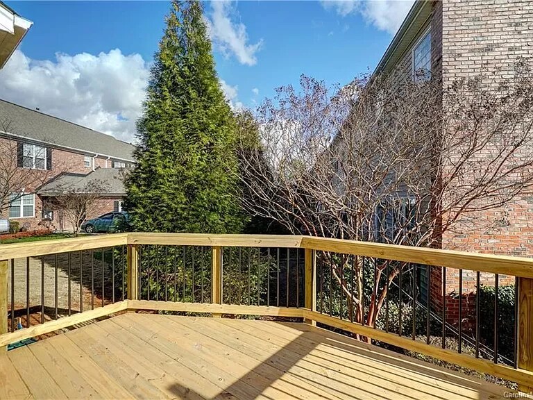 Foto principal - 7034 Adare Mews Rd