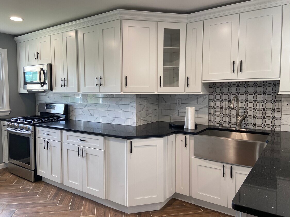 13B Concord Rd, Iselin, NJ 08830 House Rental in Iselin, NJ