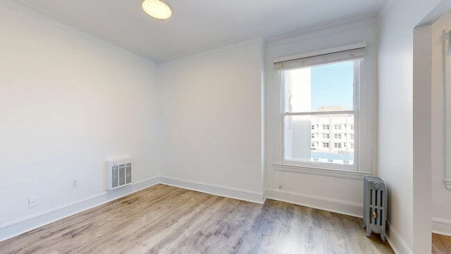 Building Photo - 723 Ellis St