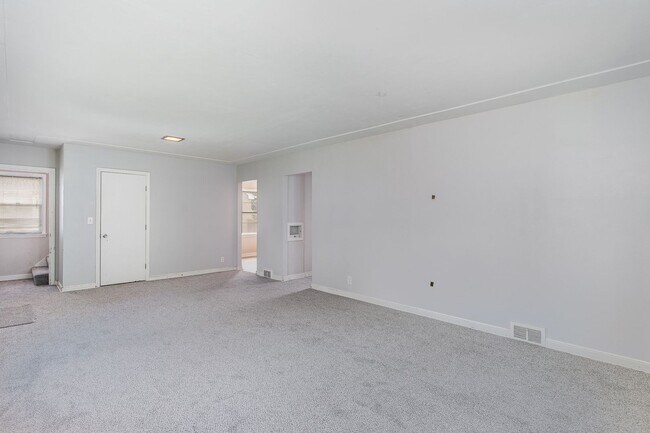 Foto del edificio - 1270 Hubbard Ave