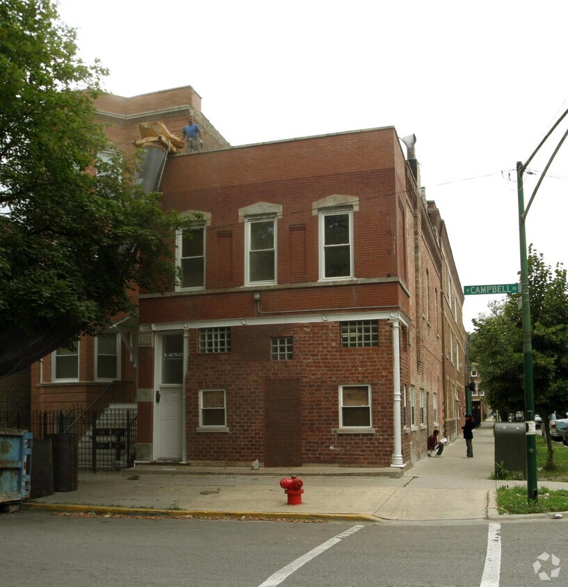 Primary Photo - 1458 N Campbell Ave