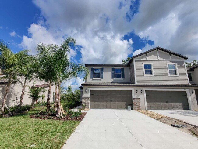 Foto del edificio - 23264 Willow Glen Way