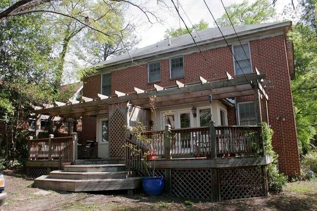 Building Photo - 125 S Pickens St