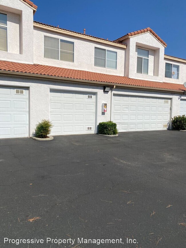 Building Photo - 3 br, 2.5 bath House - 29500 Courtney Place