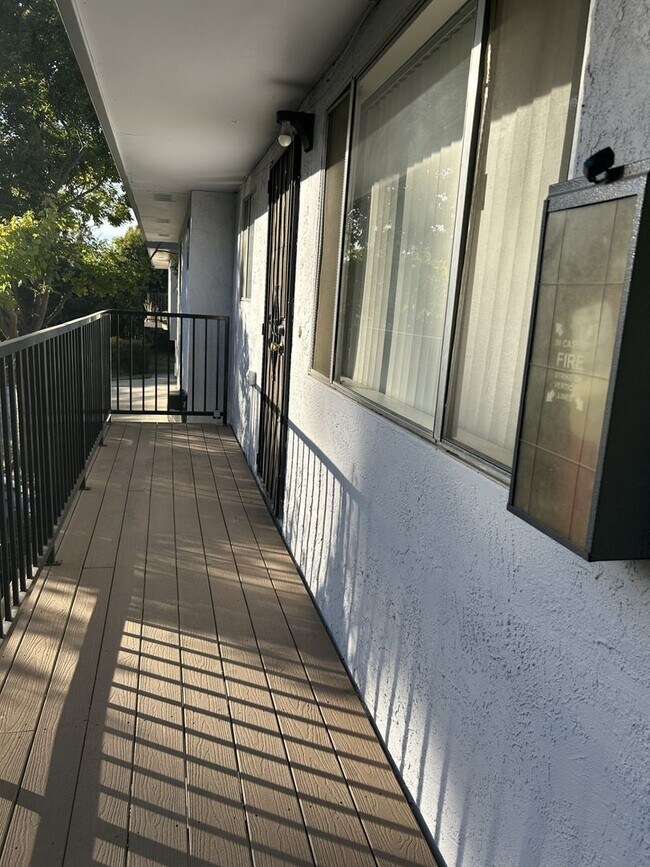 Building Photo - 4711 Hayford Way