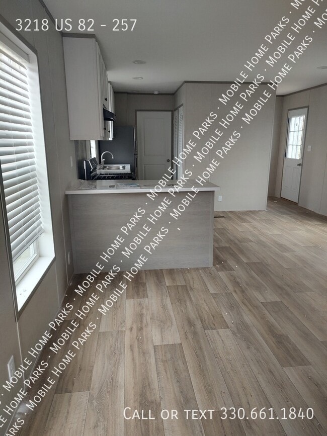 Foto del edificio - 3218 US 82-257