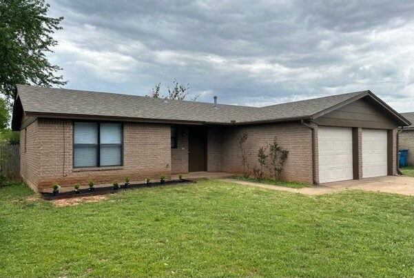 Photo - 708 Cherryvale Rd House