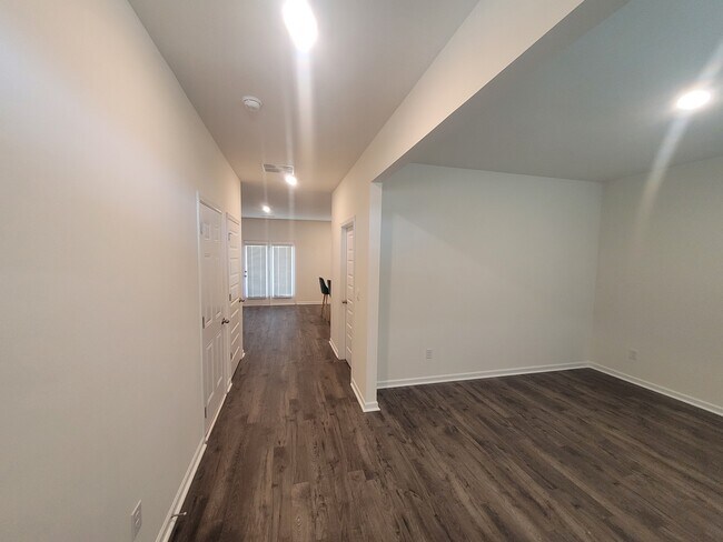 Foto del edificio - 2021 Vidalia Ct