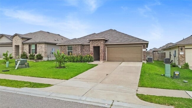 Building Photo - 117 Blanco Dr