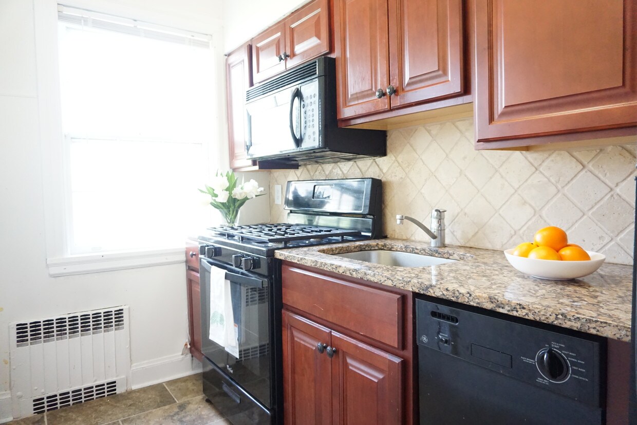 Edgehill Court Apartments Apartments in Bala Cynwyd, PA