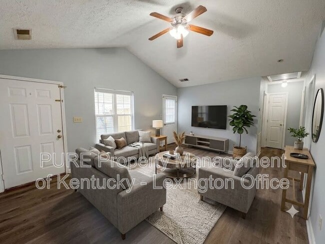 Building Photo - 1034 Marshall Park Dr