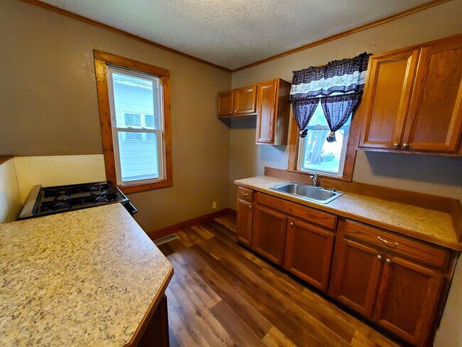 Foto del edificio - FOR RENT: 147 FRENCH- cute one bedroom bun...