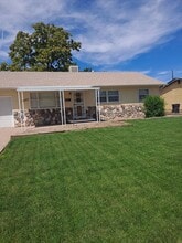 Building Photo - 2037 Driftwood Ln