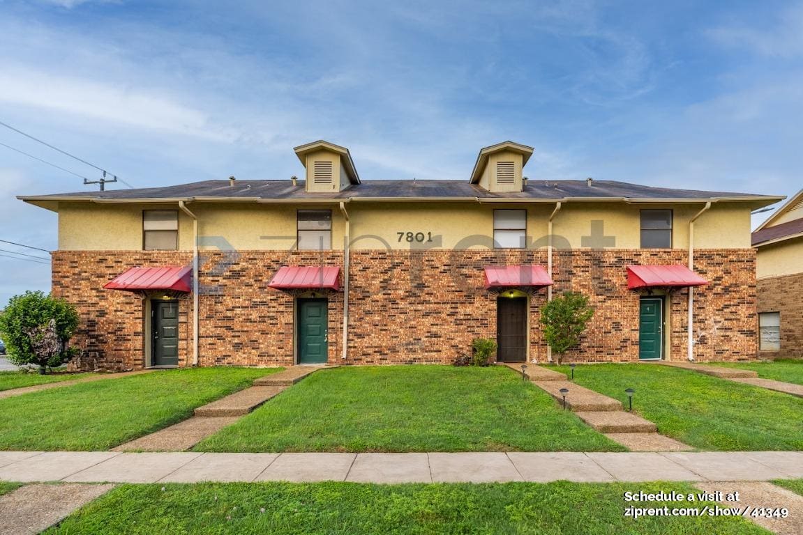 Foto principal - 7801 Richard Frank Way