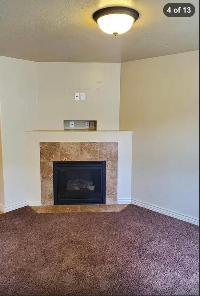 Building Photo - 2271 S Knights Way