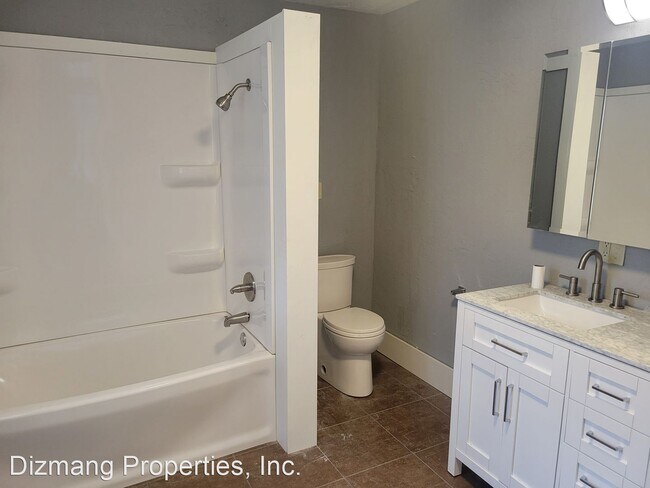 Building Photo - 3 br, 1 bath House - 2311 N. National Ave.