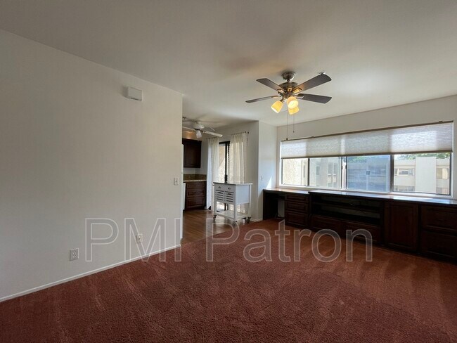 Foto del edificio - 301 N Ford Ave