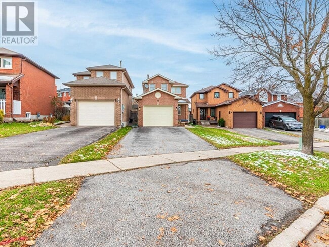 Building Photo - 10 Laidlaw Dr