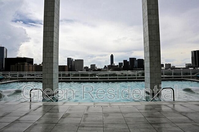 Building Photo - 1409 Post Oak Blvd