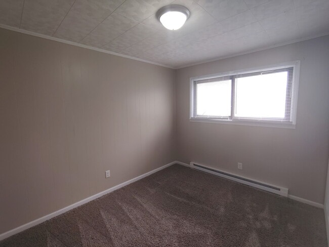 Building Photo - 209 Delaware St