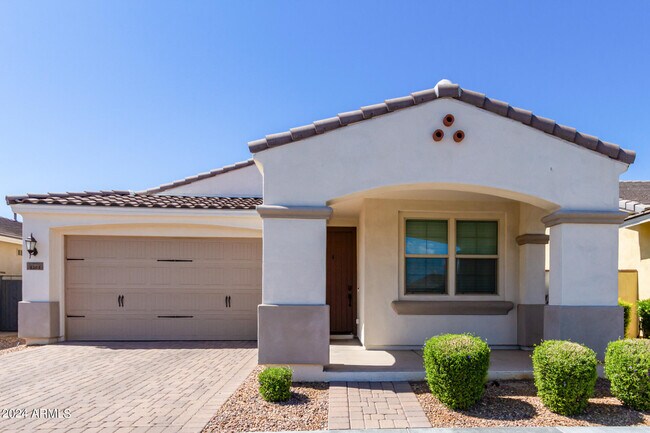 Building Photo - 4504 S Anitole Way