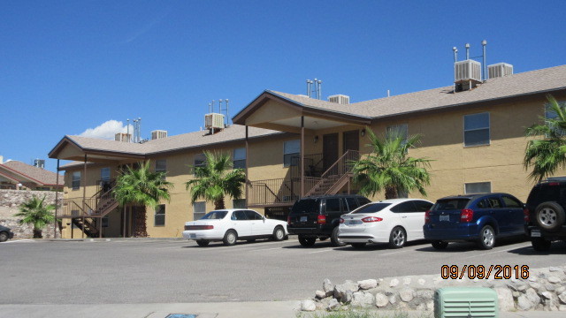 WESTSIDE: 2 BR 1 BTH REFRIGERATED AIR - WESTSIDE: 2 BR 1 BTH  REFRIGERATED AIR