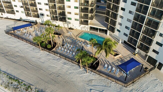 Foto del edificio - 8350 Estero Blvd