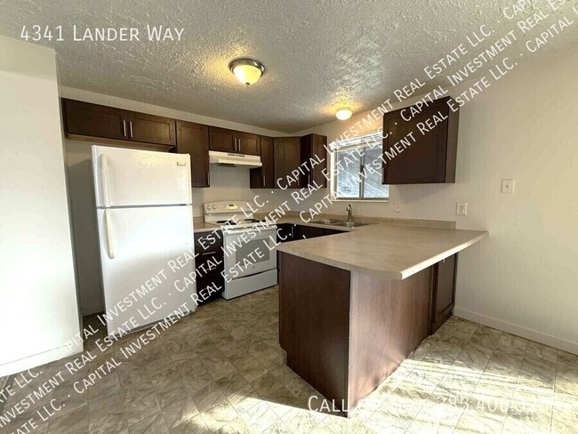 Foto del edificio - 4341 Lander Way