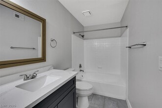 Building Photo - 1575 W Warm Springs Rd